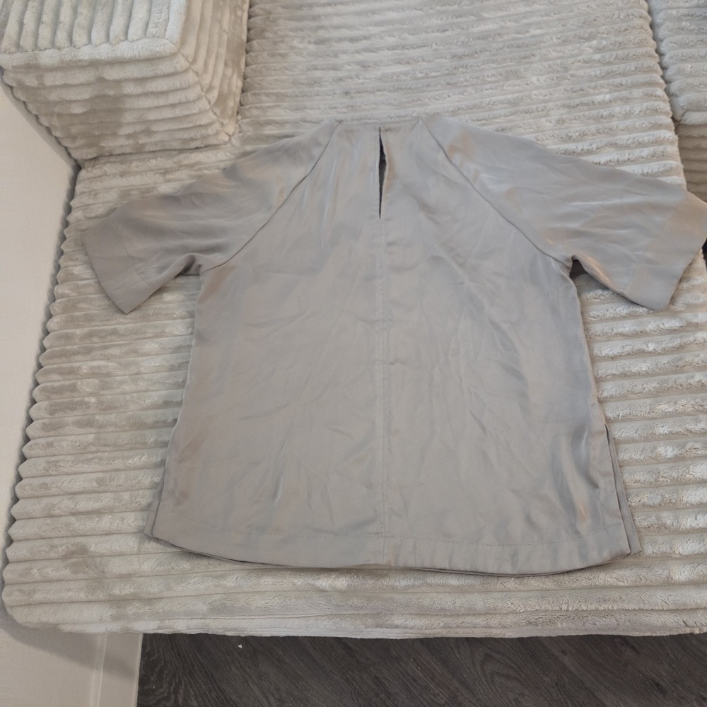 H&M Womens M Beige Solid Woven Polyester Button Front Raglan Sleeve Blouse - Picture 2 of 13